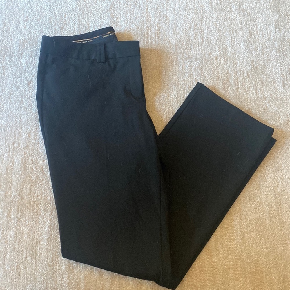 Express Design Studio slim bootcut size 10 pants